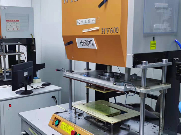 PCB加工中使用飛針測試與測試架的價格區(qū)別？